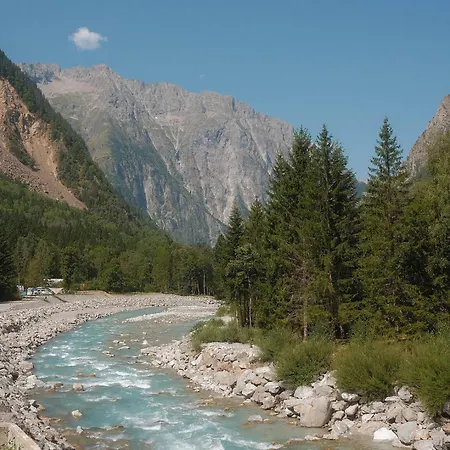 Alpina By Leavetown Vacations